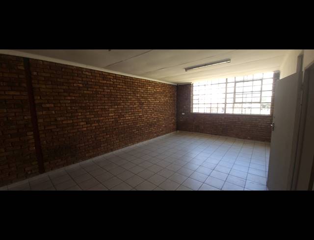 255M² WAREHOUSE TO LET IN BENONI SOUTH